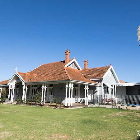 The Convent Boutique Accommodation Hay Exterior photo