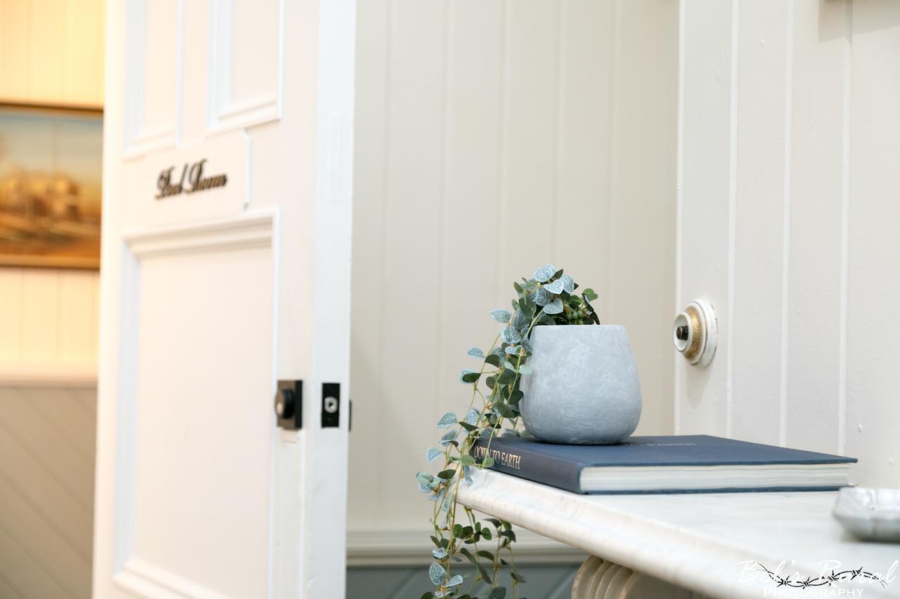 The Convent Boutique Accommodation Hay Exterior photo